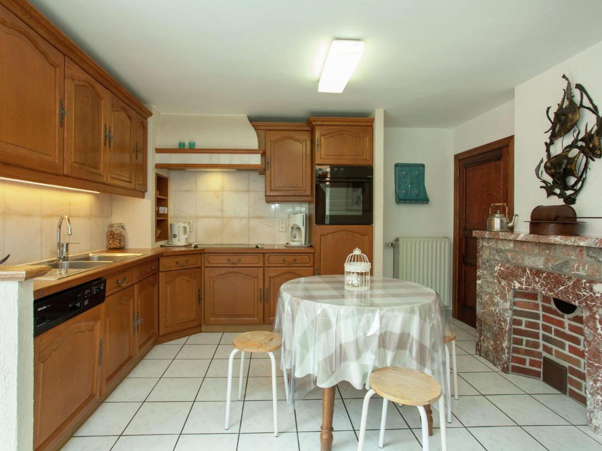 Spacious Holiday Home In Humain With Garden Marche-en-Famenne Buitenkant foto